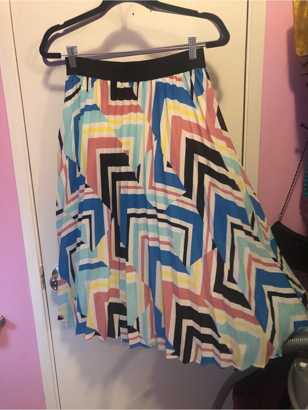 Worthington Multicolor Geometric Pleated Skirt